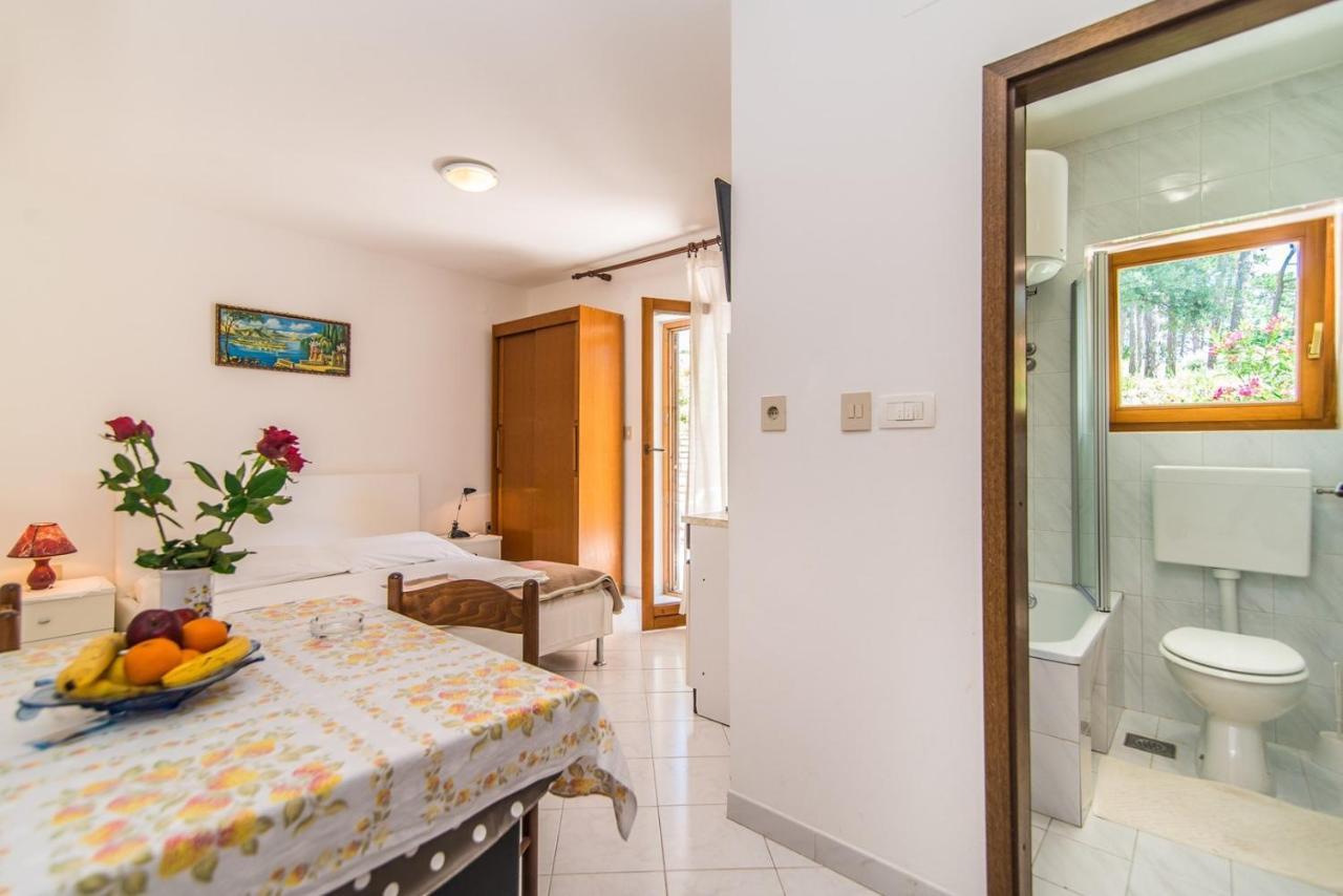 Apartments Pino Рабац Экстерьер фото