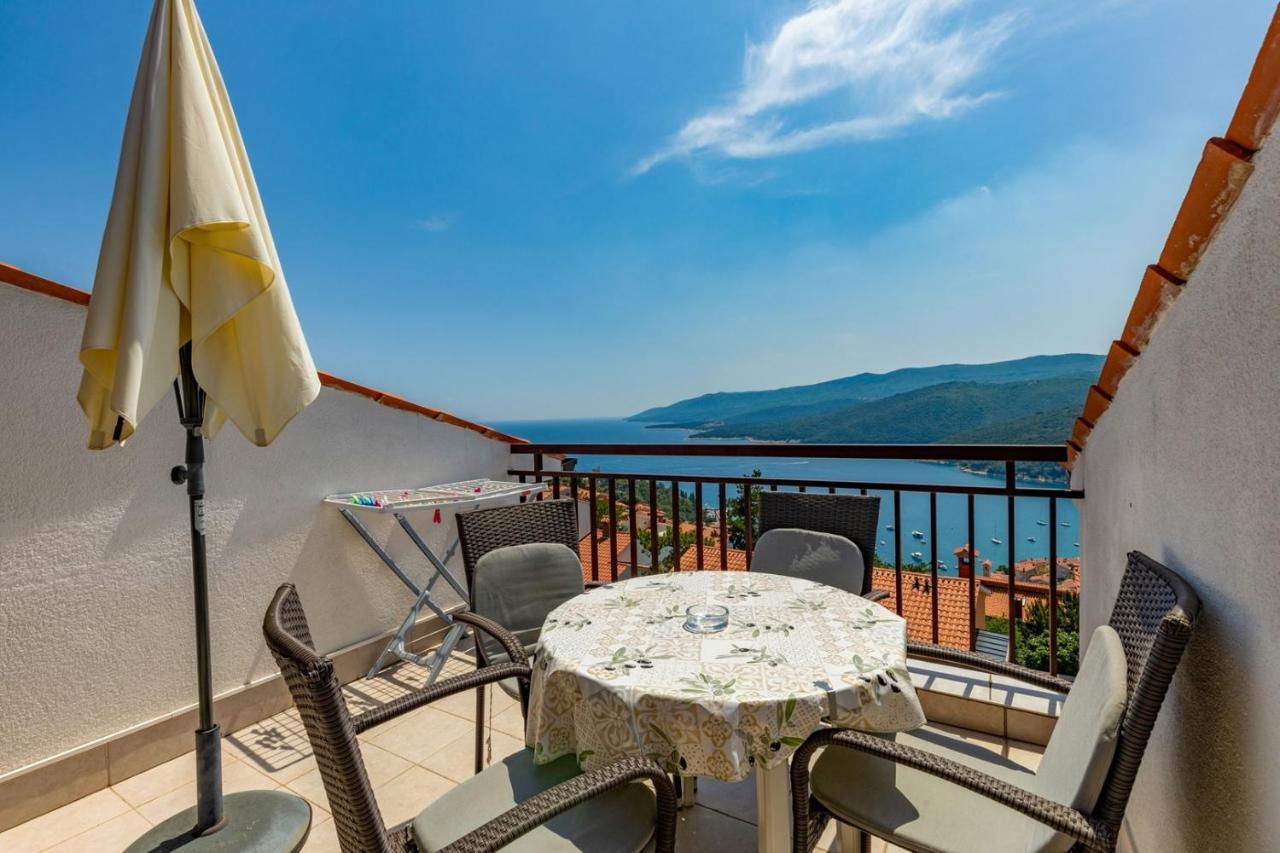 Apartments Pino Рабац Экстерьер фото