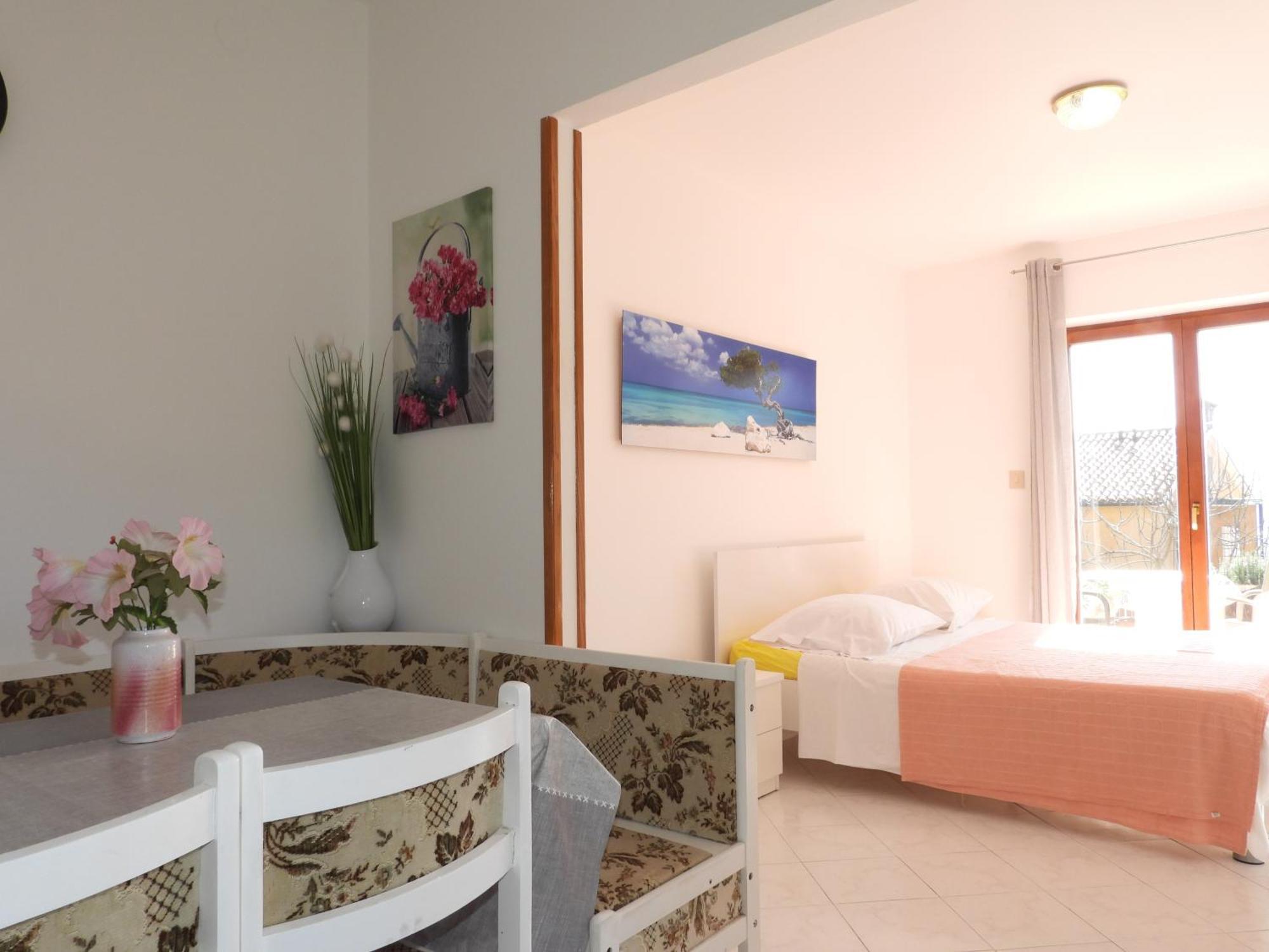 Apartments Pino Рабац Экстерьер фото